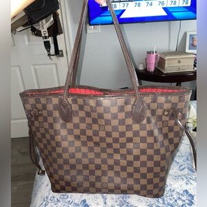 Louis Vuitton Neverfull MM Tote bag